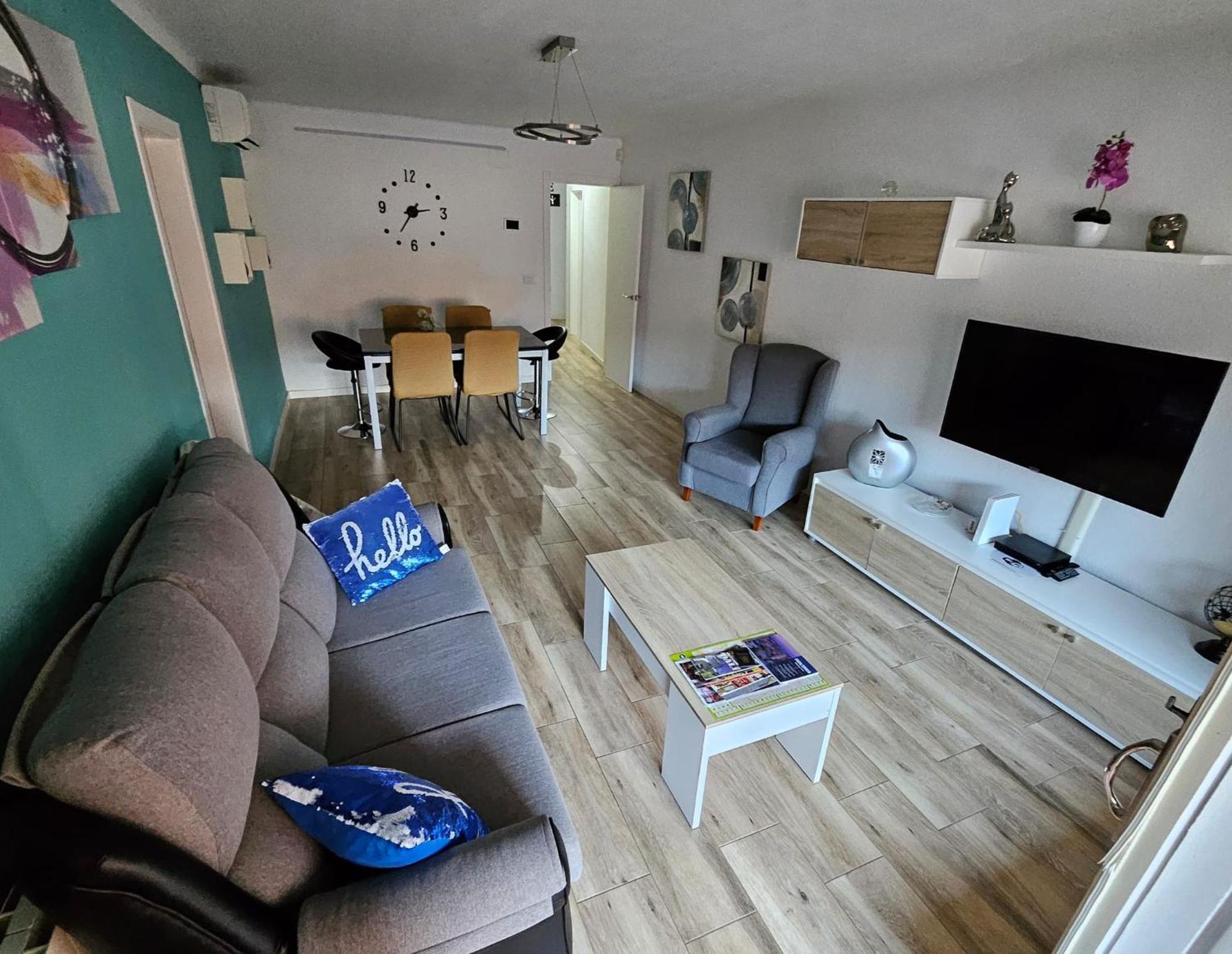 Apartamento Nuria ฟิกวยเรส ภายนอก รูปภาพ