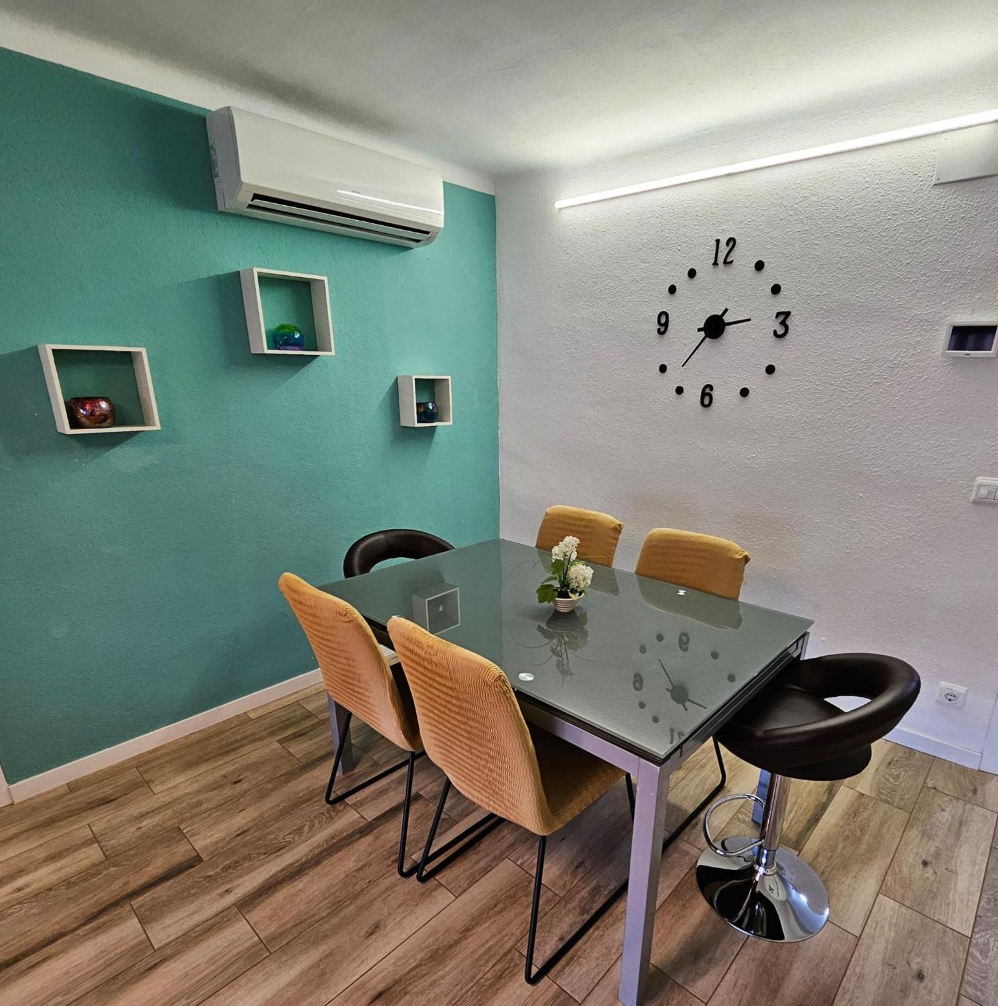 Apartamento Nuria ฟิกวยเรส ภายนอก รูปภาพ