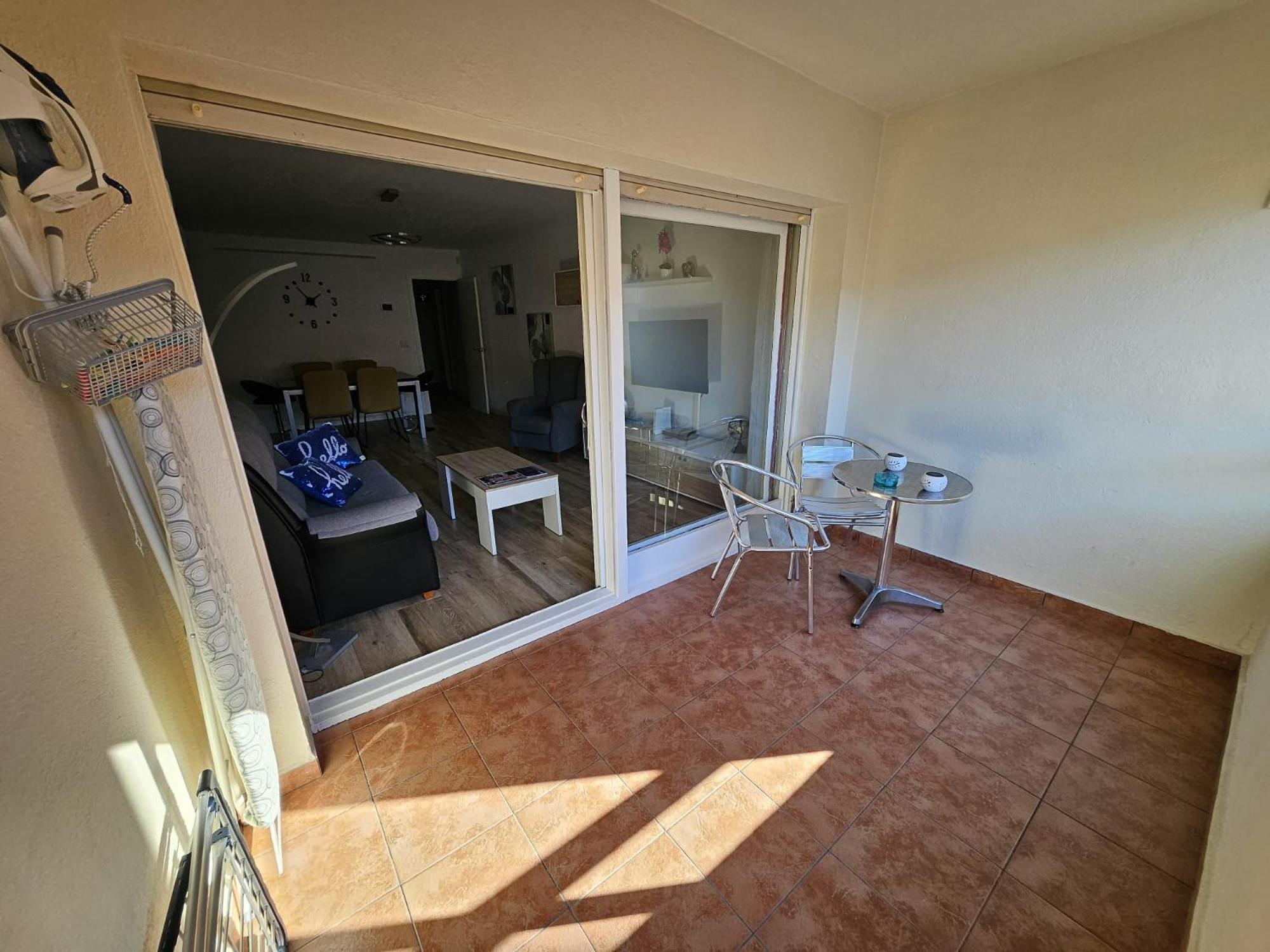 Apartamento Nuria ฟิกวยเรส ภายนอก รูปภาพ